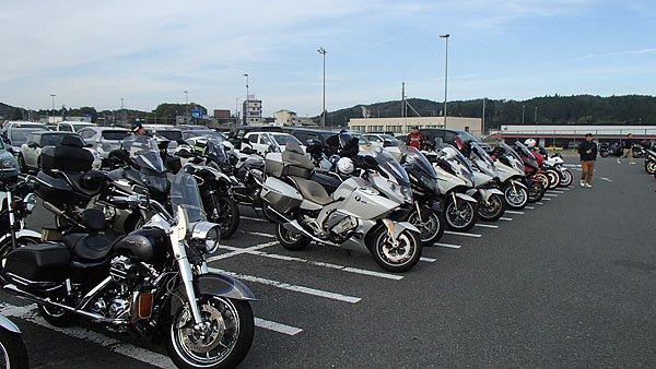 BMW　IN 針テラス